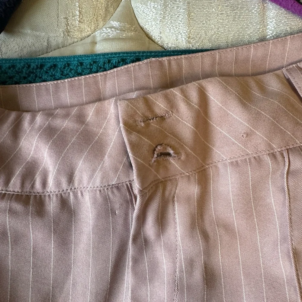 Pink pinstripes - Picture 8 of 12